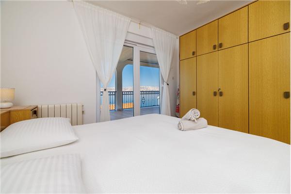 Apartment A2, for 6 persons