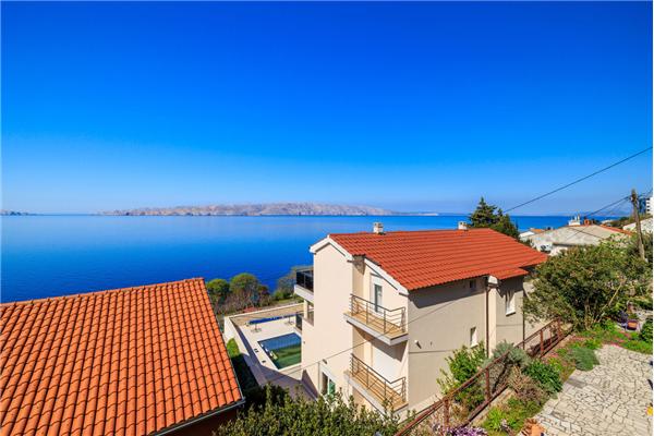 Apartment A2, for 6 persons