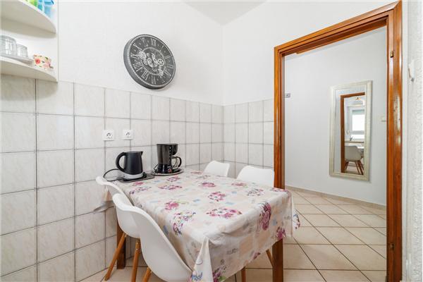 Apartment A4, for 3 persons
