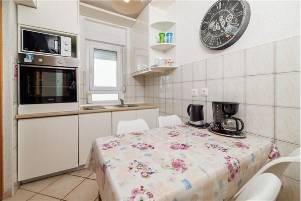 Apartment A4, for 3 persons