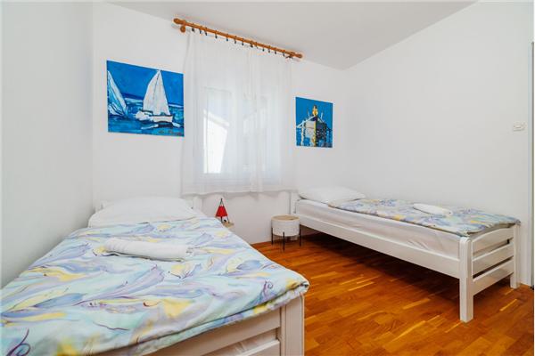 Apartment A4, for 3 persons