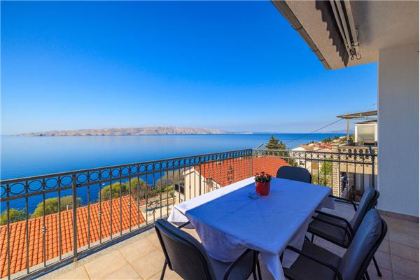 Apartment A4, for 3 persons