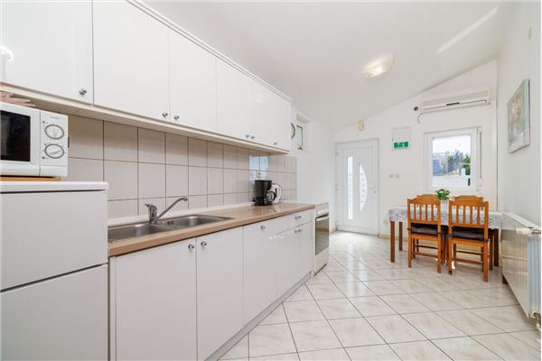 Apartment A5, for 3 persons