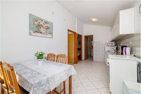 Apartment A5, for 3 persons