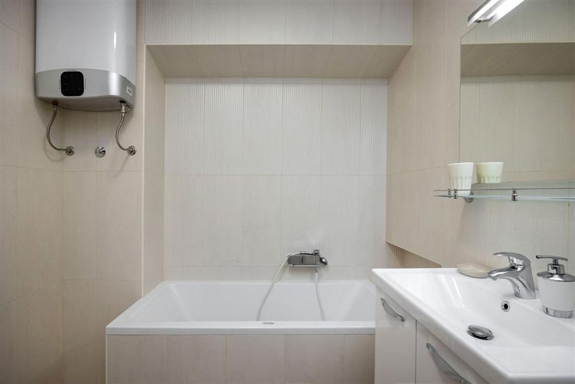 House K1, for 8 persons