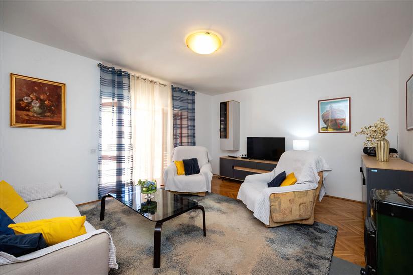 House K1, for 8 persons