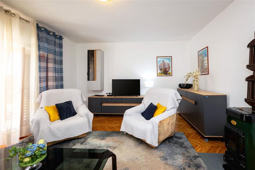 House K1, for 8 persons