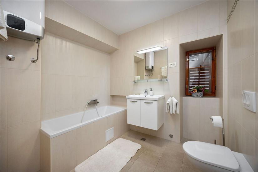 House K1, for 8 persons