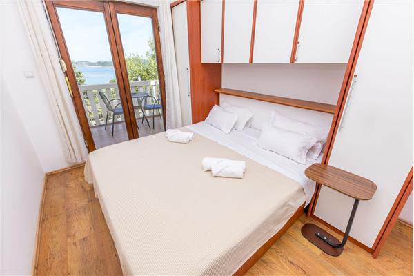 Apartment A1, for 6 persons