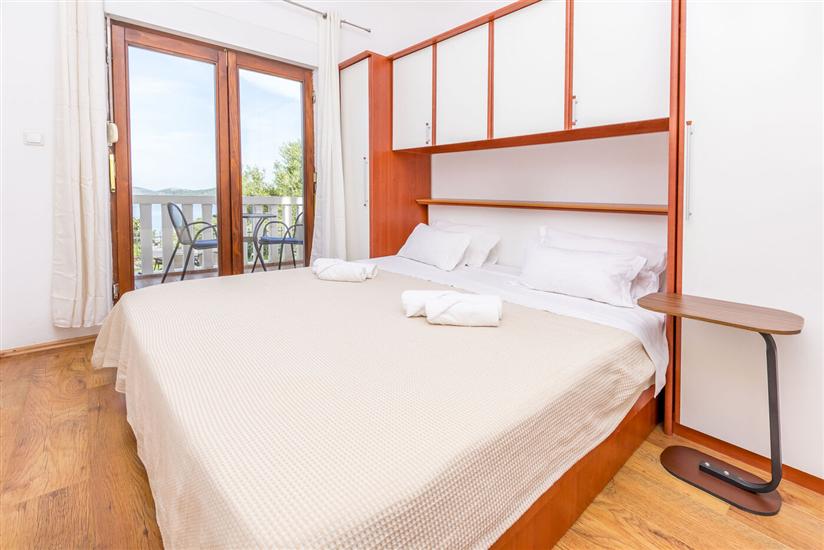 Apartment A1, for 6 persons