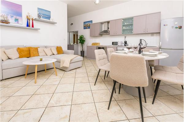 Apartment A1, for 6 persons