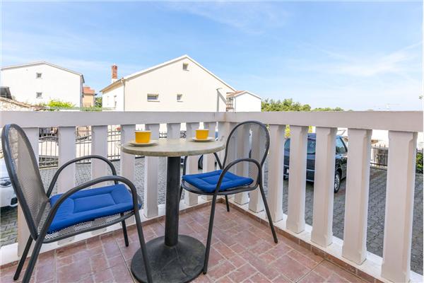 Apartment A1, for 6 persons