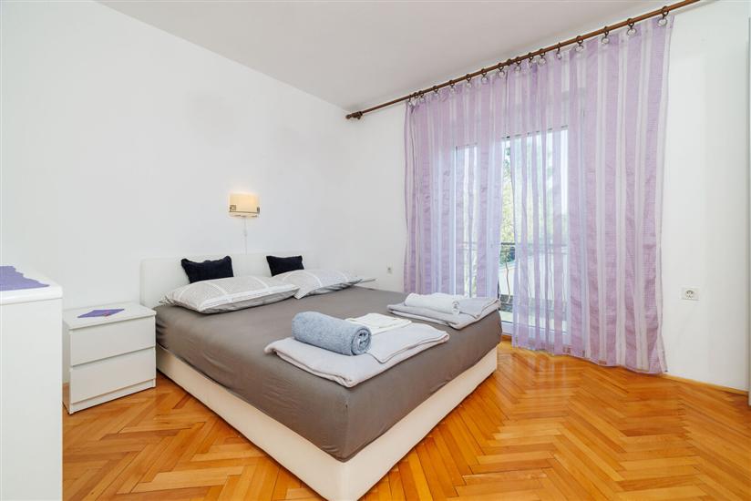 Apartment A2, for 6 persons