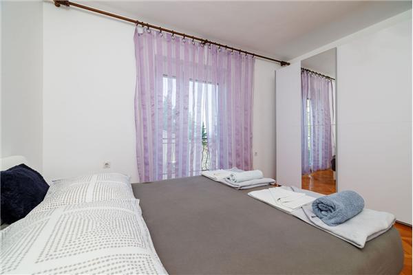 Apartment A2, for 6 persons