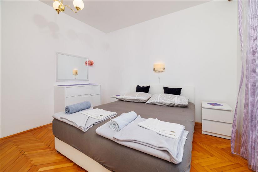 Apartment A2, for 6 persons