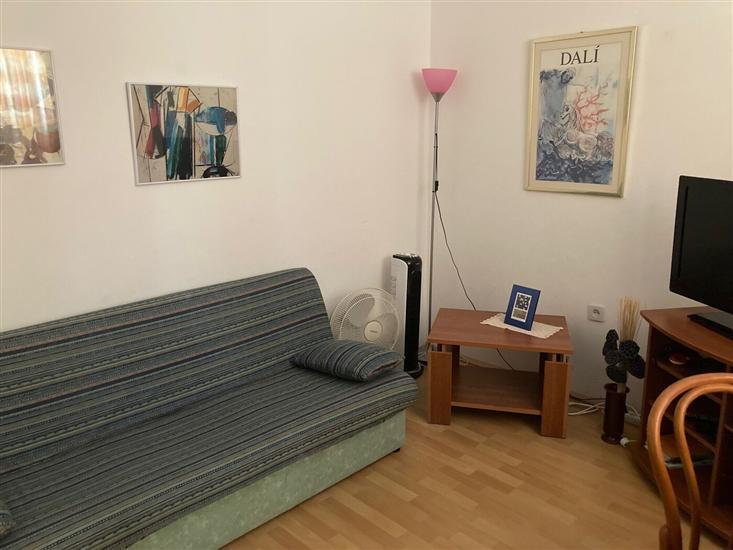 Apartment A1, for 5 persons