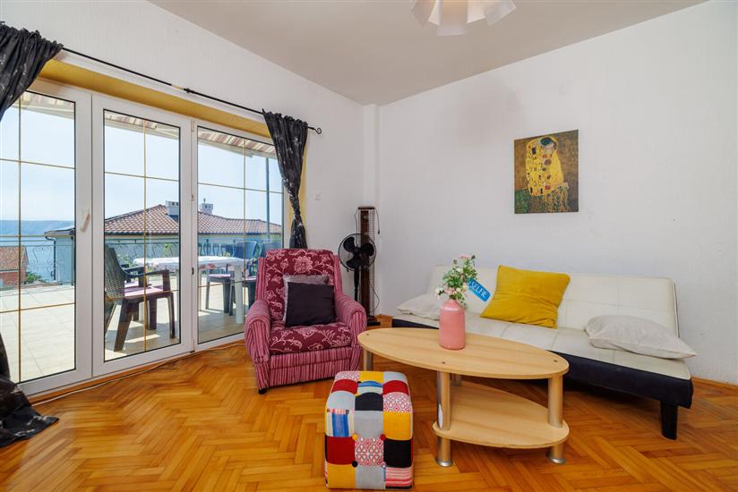 Apartment A1, for 5 persons