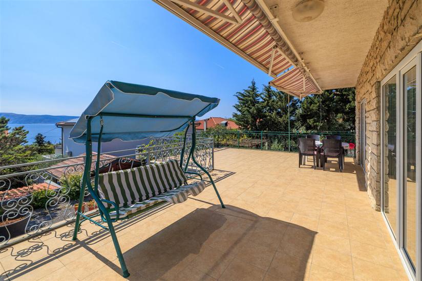 Apartment A1, for 5 persons