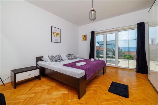 Apartment A1, for 5 persons