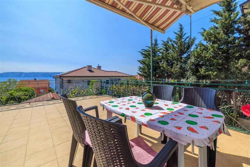 Apartment A1, for 5 persons