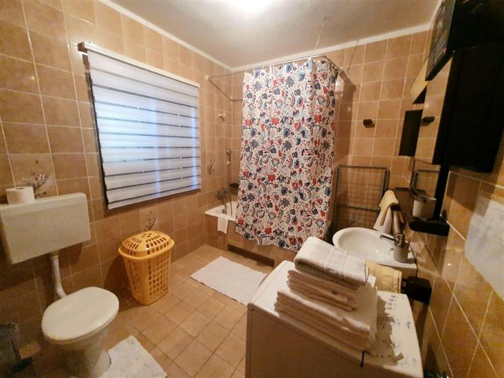 Apartment A1, for 4 persons