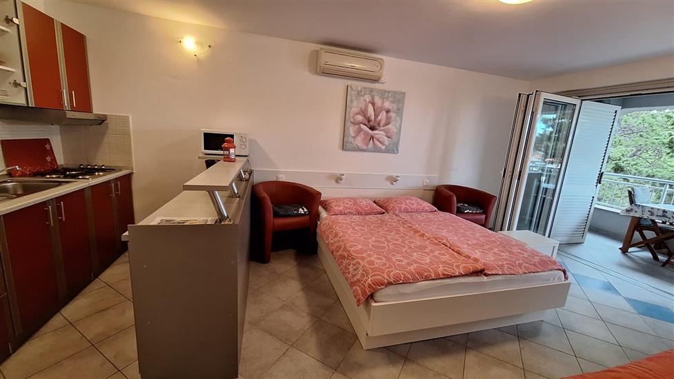 Apartment A1, for 3 persons