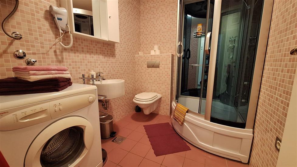 Apartment A1, for 3 persons