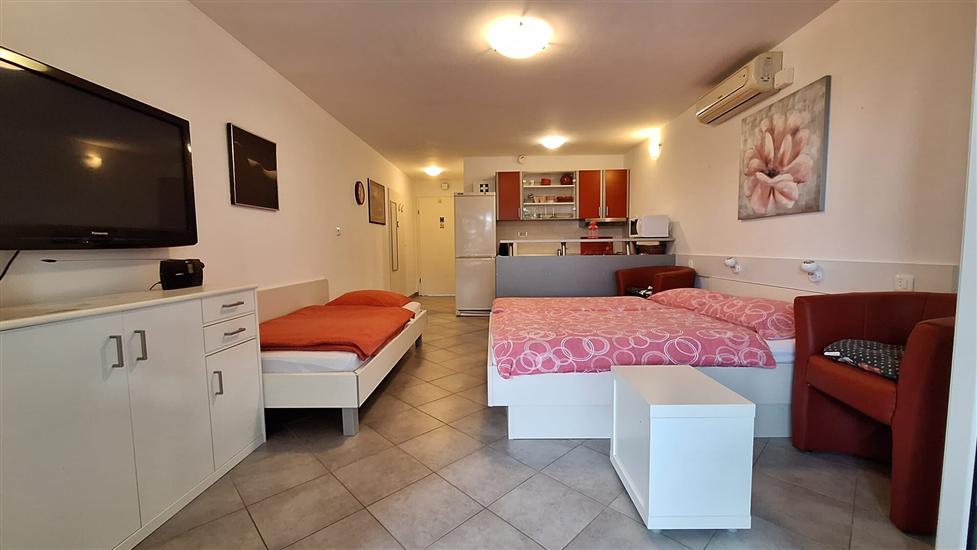 Apartment A1, for 3 persons