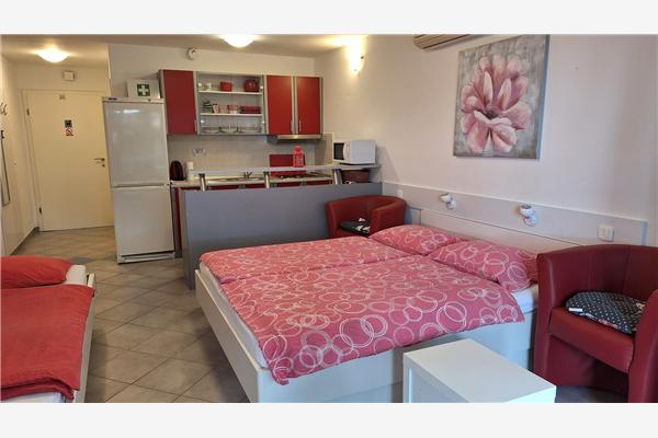 Apartment A1, for 3 persons