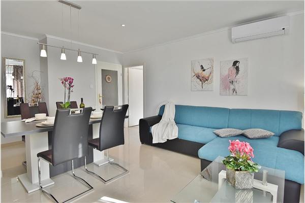Apartment A1, for 6 persons