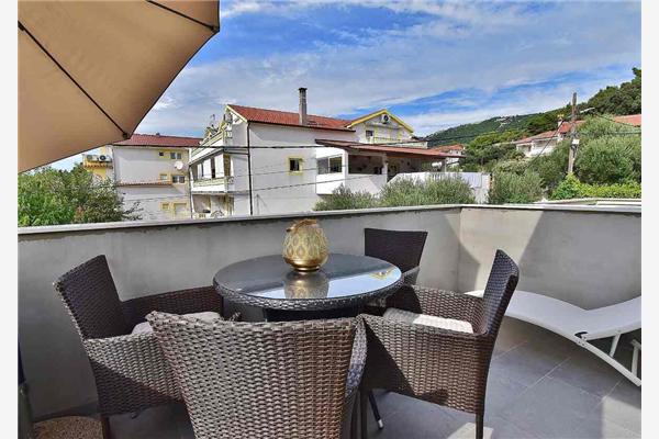 Apartment A1, for 6 persons