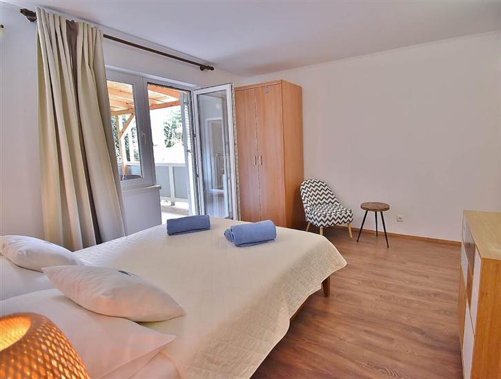 Apartment A2, for 4 persons
