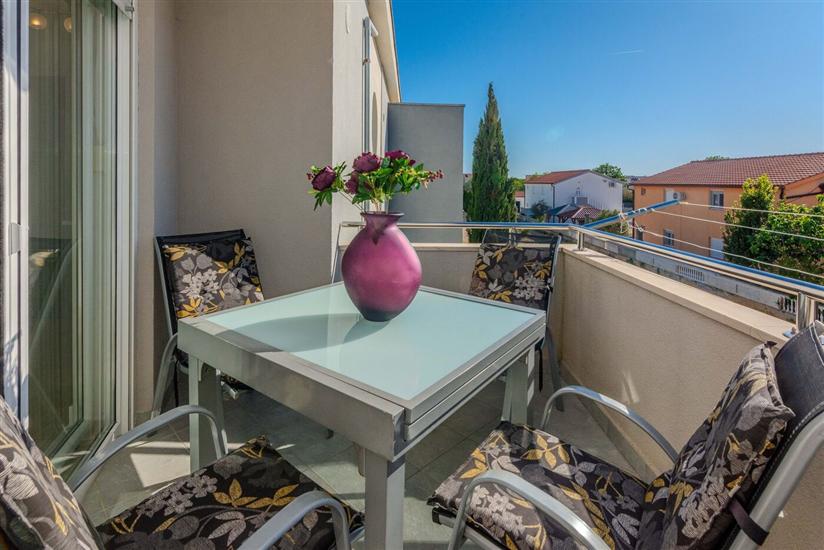 Apartment A1, for 6 persons