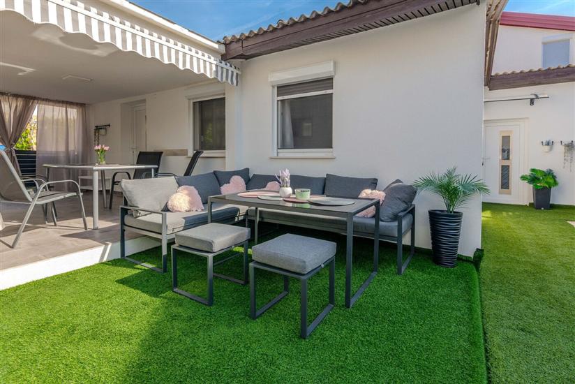 House K1, for 5 persons