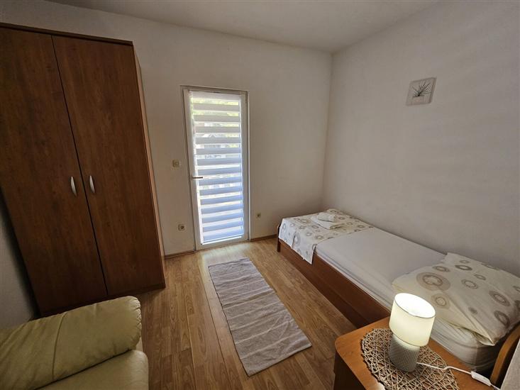 Apartment A1, for 6 persons