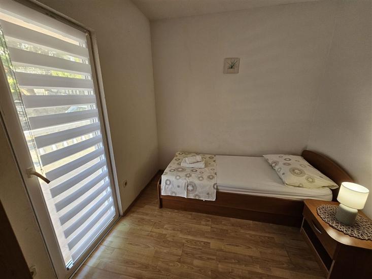 Apartment A1, for 6 persons