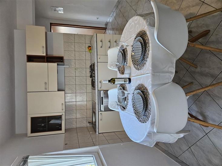 Apartment A1, for 6 persons