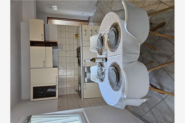 Apartment A1, for 6 persons