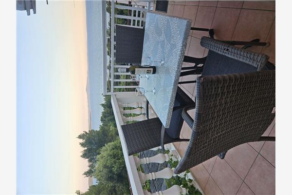 Apartment A1, for 6 persons