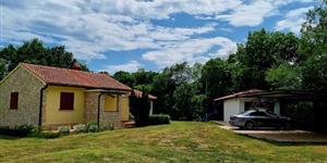 House - Šumber, Sveta Nedelja