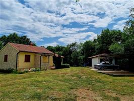 House - Šumber, Sveta Nedelja