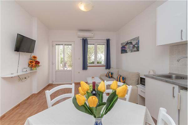 Apartment A7, for 2 persons