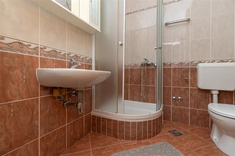 Apartment A6, for 4 persons