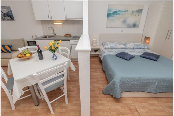 Apartment A7, for 2 persons