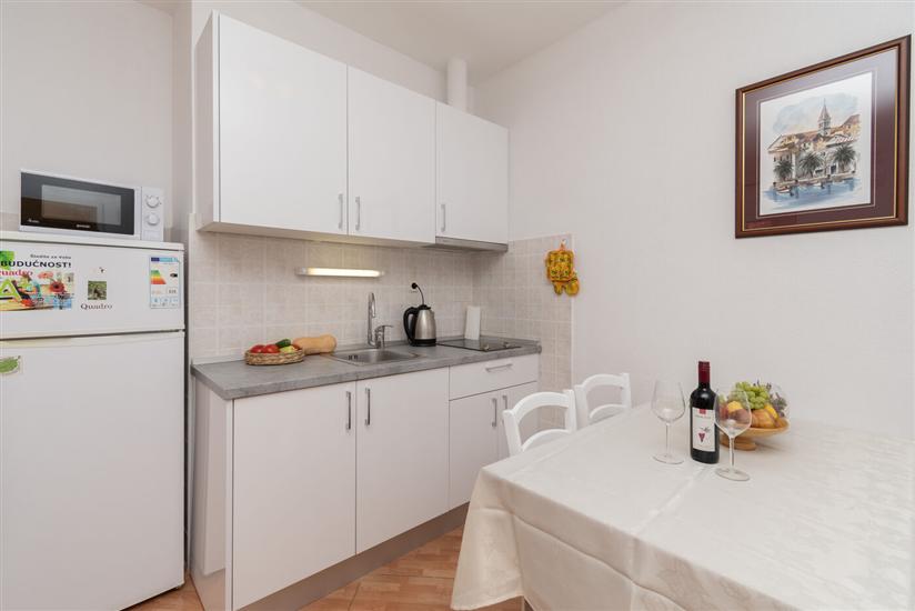 Apartment A6, for 4 persons