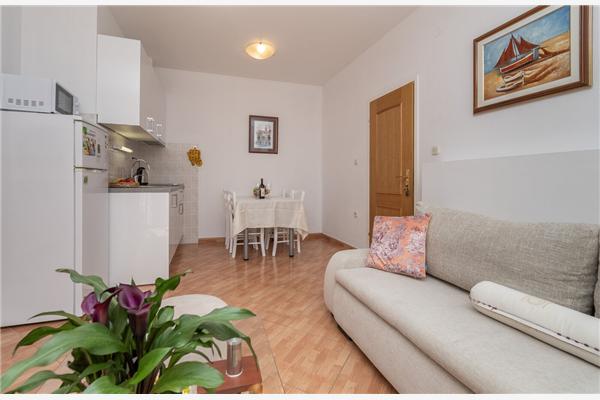 Apartment A6, for 4 persons