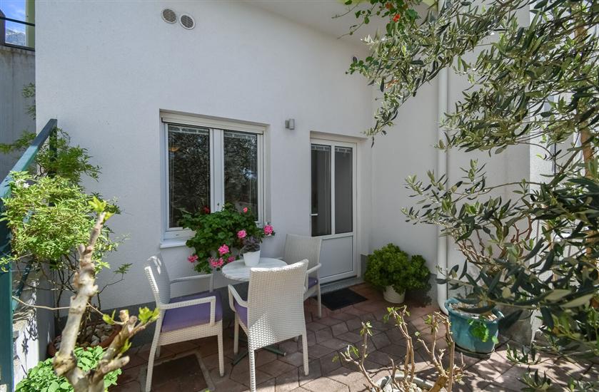 Apartment A7, for 2 persons