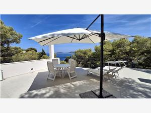 House Holiday Lodge Zirje - island Zirje, Size 90.00 m2, Airline distance to the sea 80 m, Airline distance to town centre 300 m