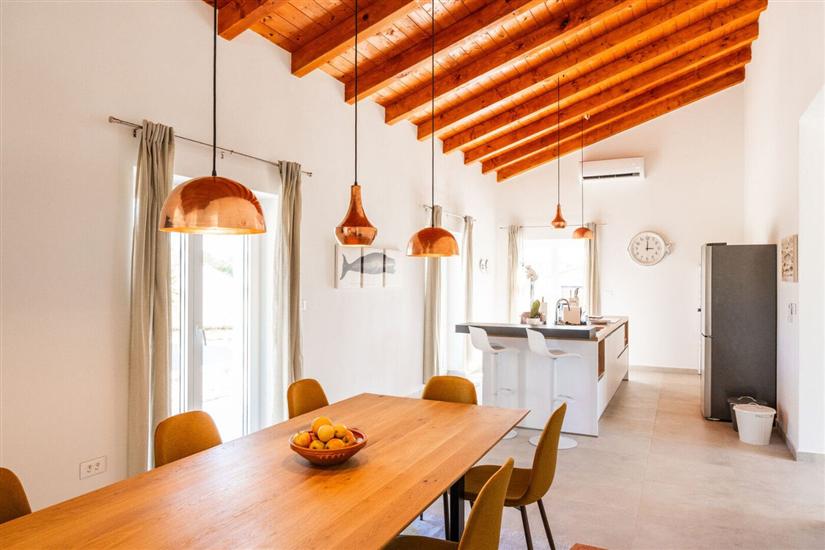 House K1, for 10 persons