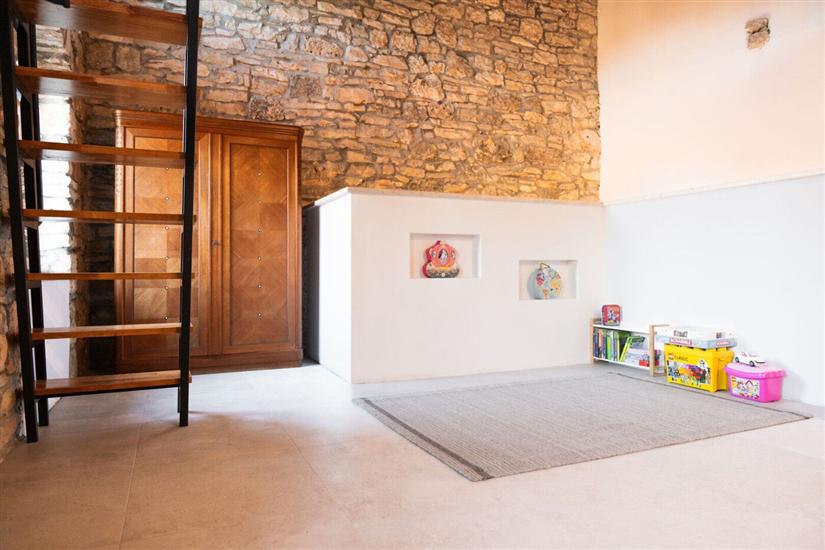 House K1, for 10 persons